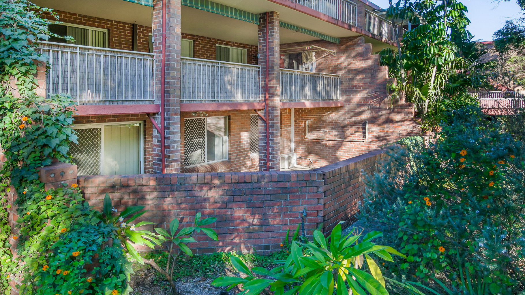 10/2 Railway Crescent, Jannali - Image 1