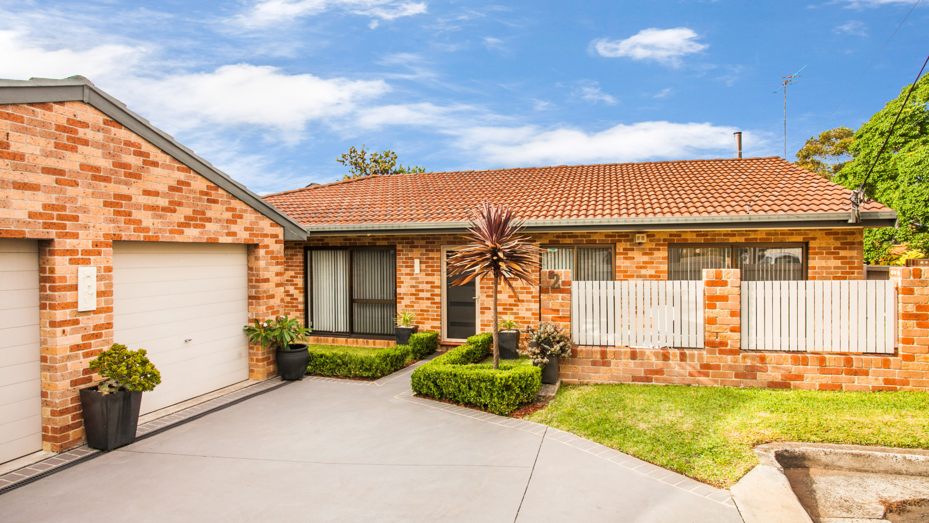 2 Biloela Place, Gymea Bay - Thumbnail 2
