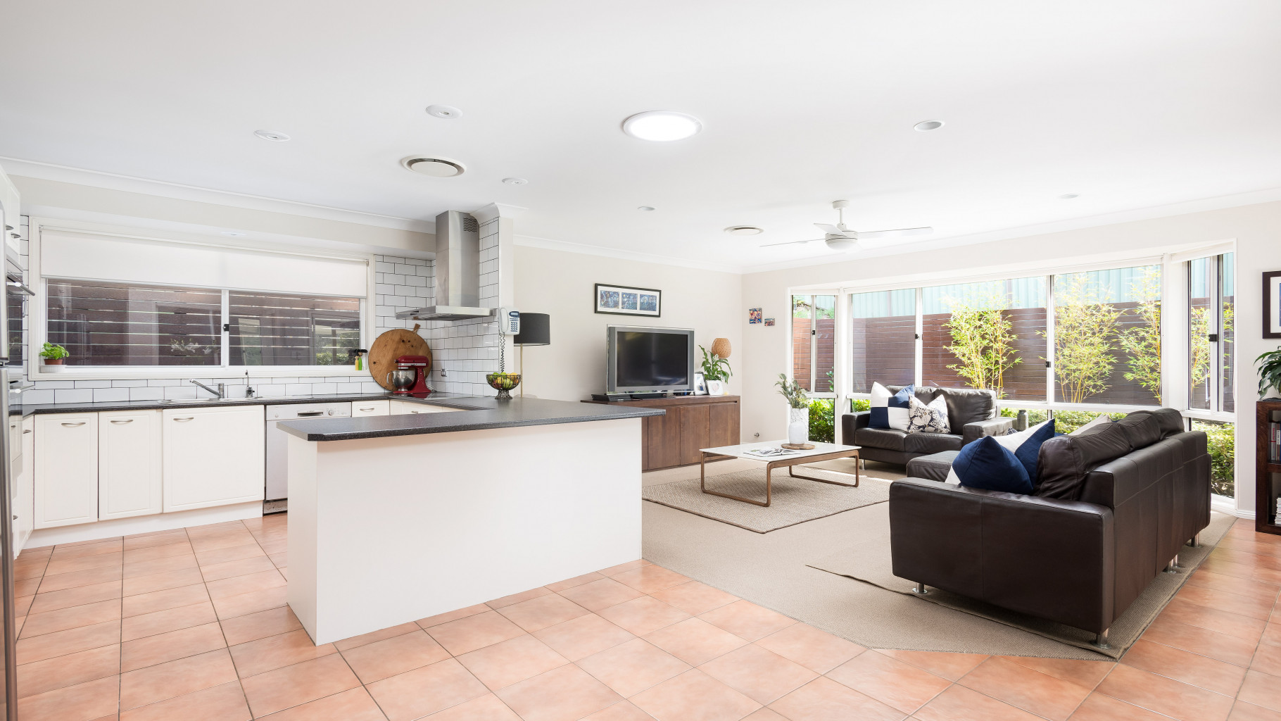 13 Binya Place, Como - Thumbnail 7