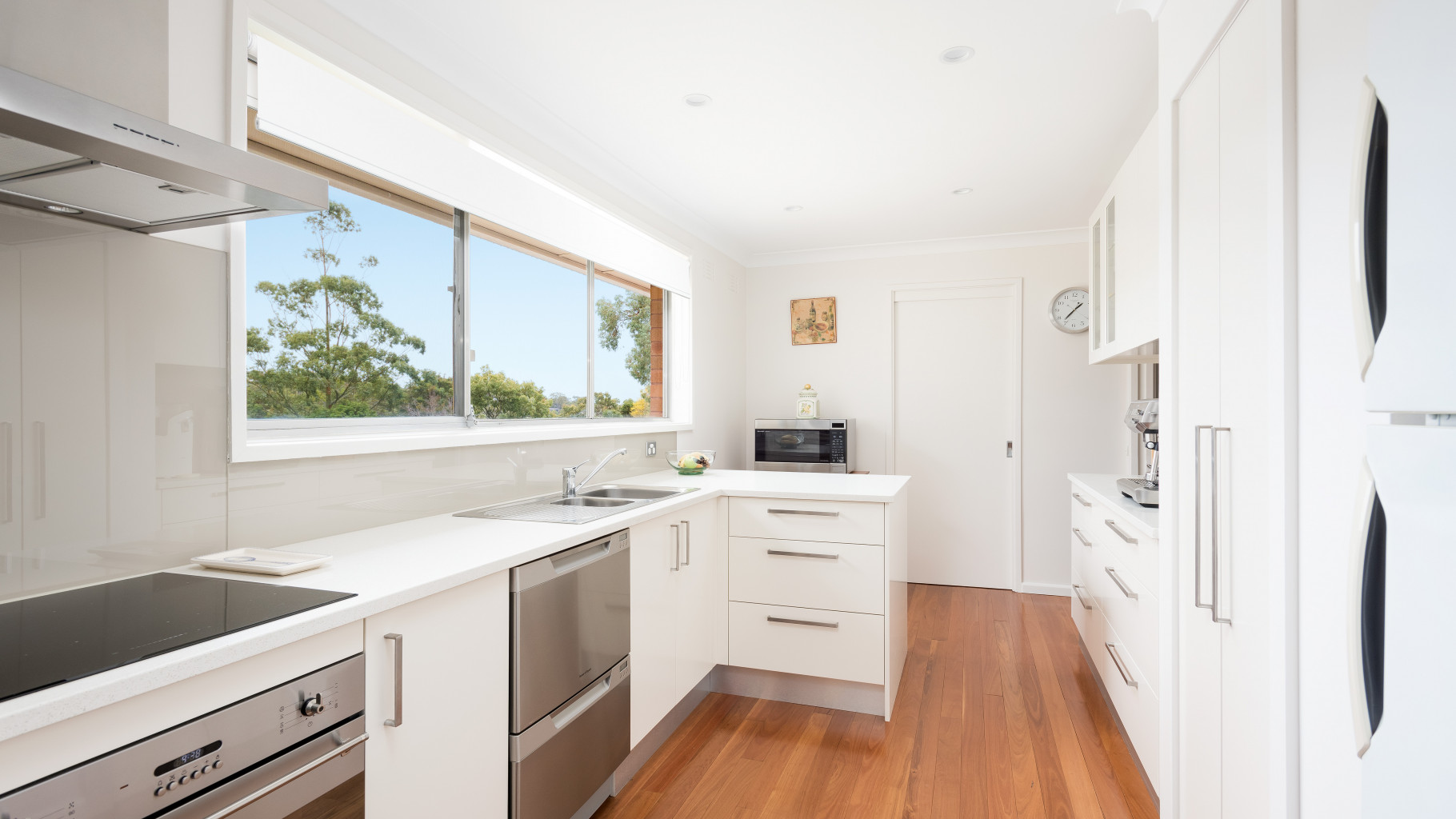 41 Sladden Road, Yarrawarrah - Thumbnail 2