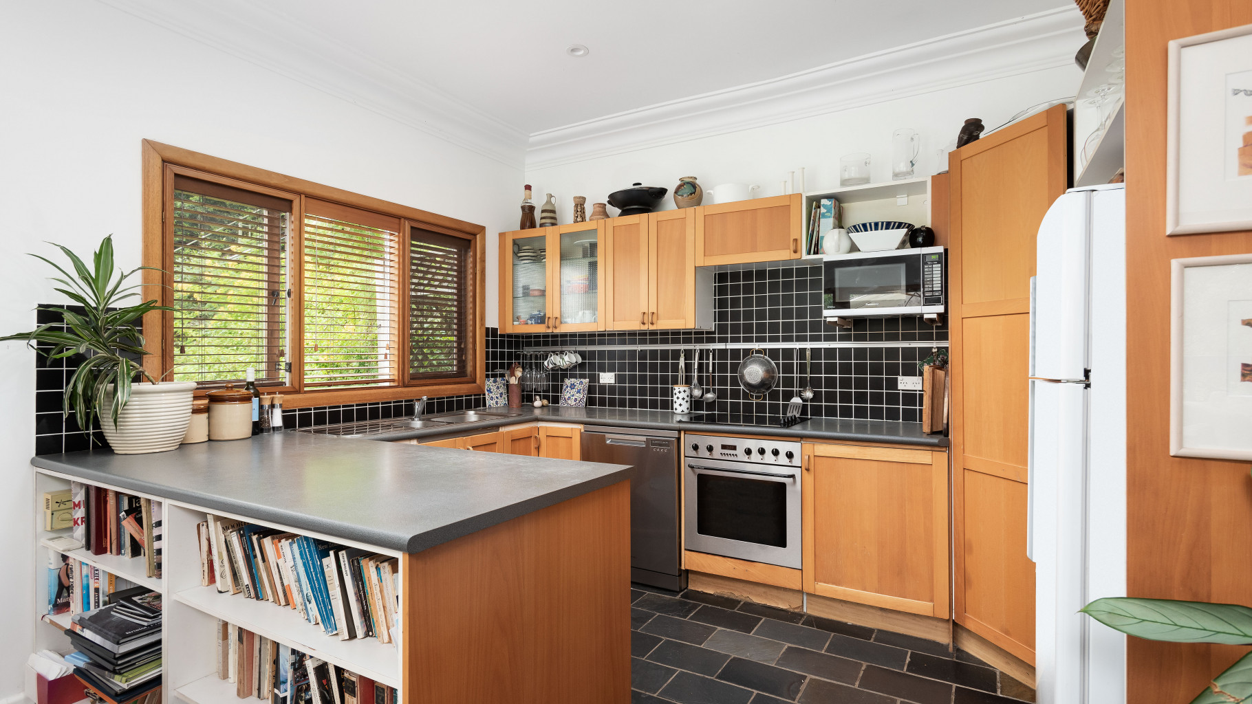 37 Central Avenue, Como - Thumbnail 4