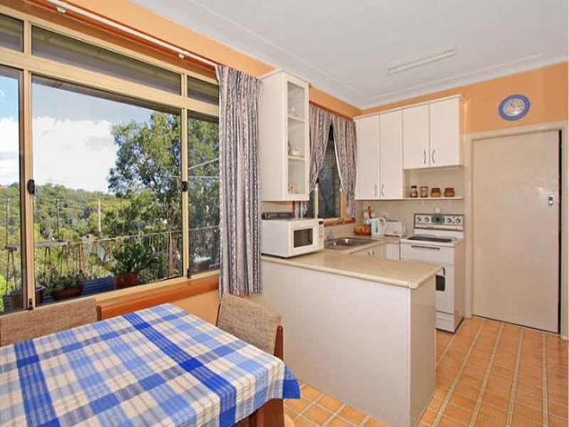 9 Tiranna Place, Oyster Bay - Thumbnail 3