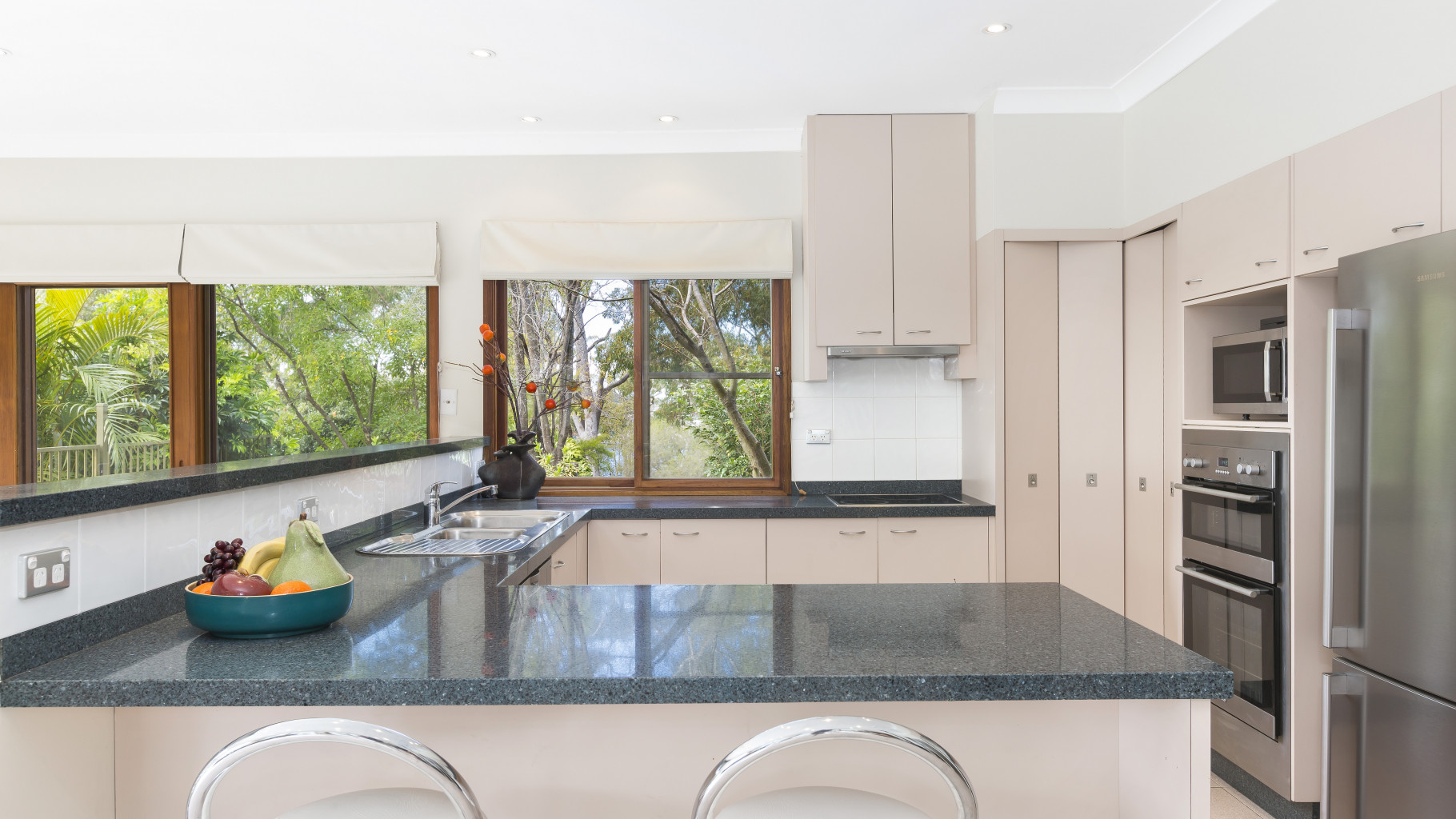 57A Georges River Crescent, Oyster Bay - Thumbnail 4