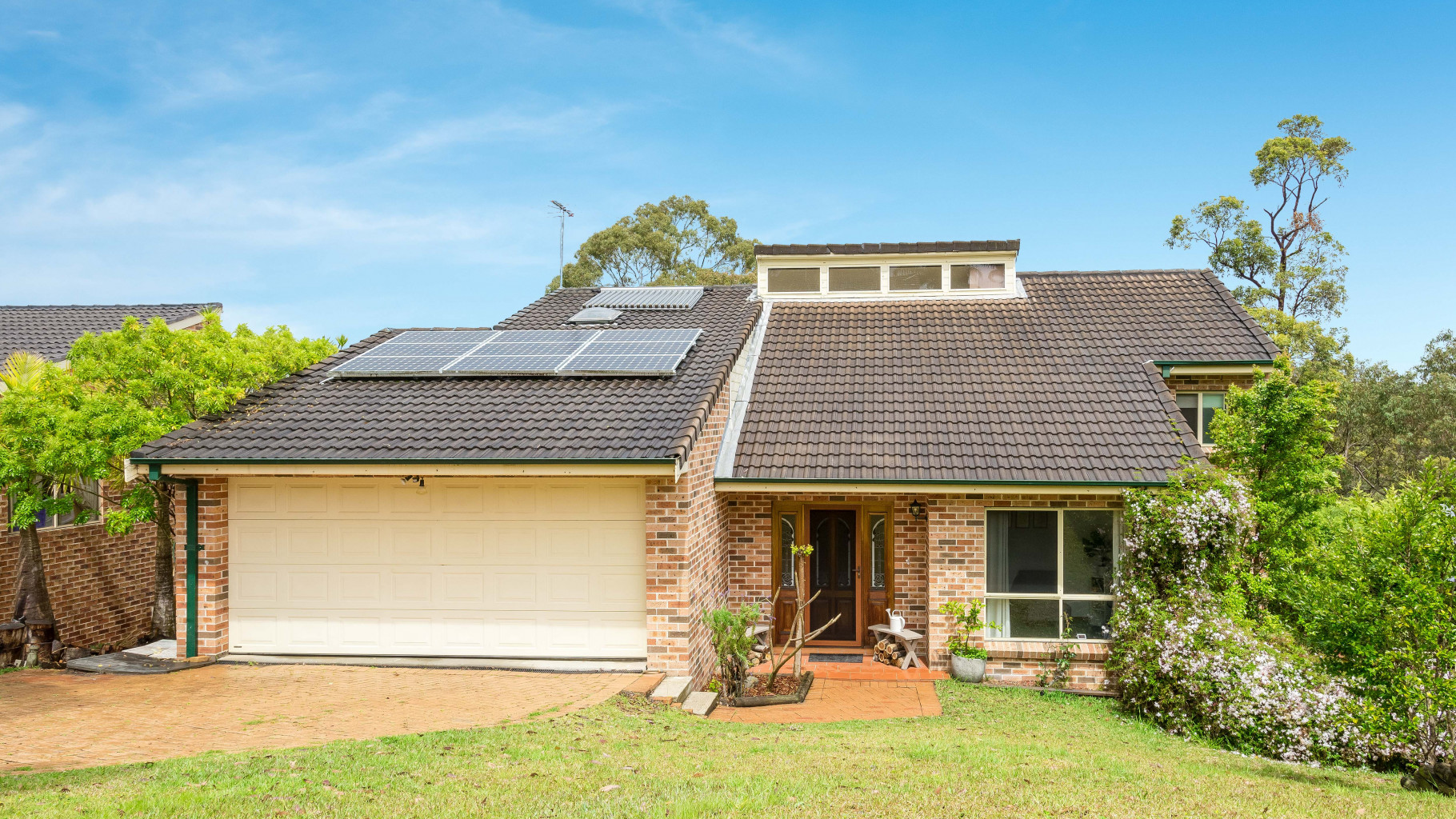 12 Spoonbill Avenue, Woronora Heights - Thumbnail 2