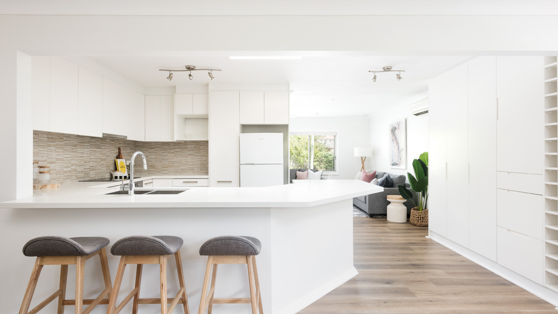 8 Kiewa Place, Kirrawee - Thumbnail 3