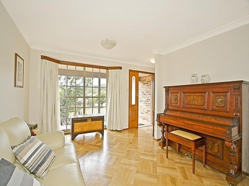 8 Quarrion Place, Woronora Heights - Thumbnail 3