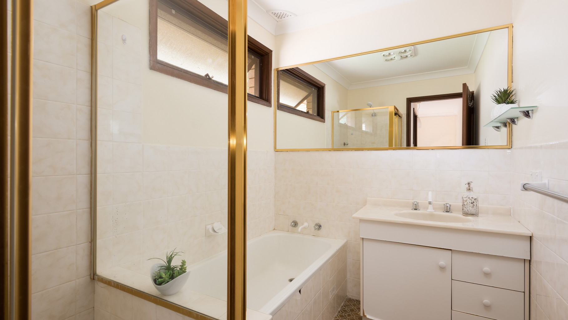 16/2 Whipbird Avenue, Ingleburn - Thumbnail 5