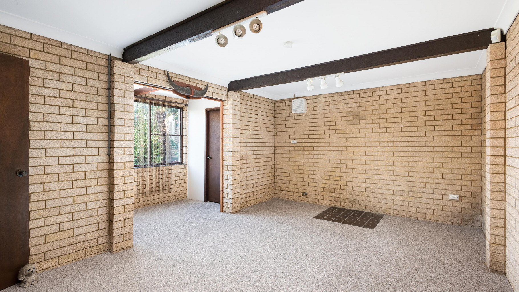 77 Urana Road, Yarrawarrah - Thumbnail 6