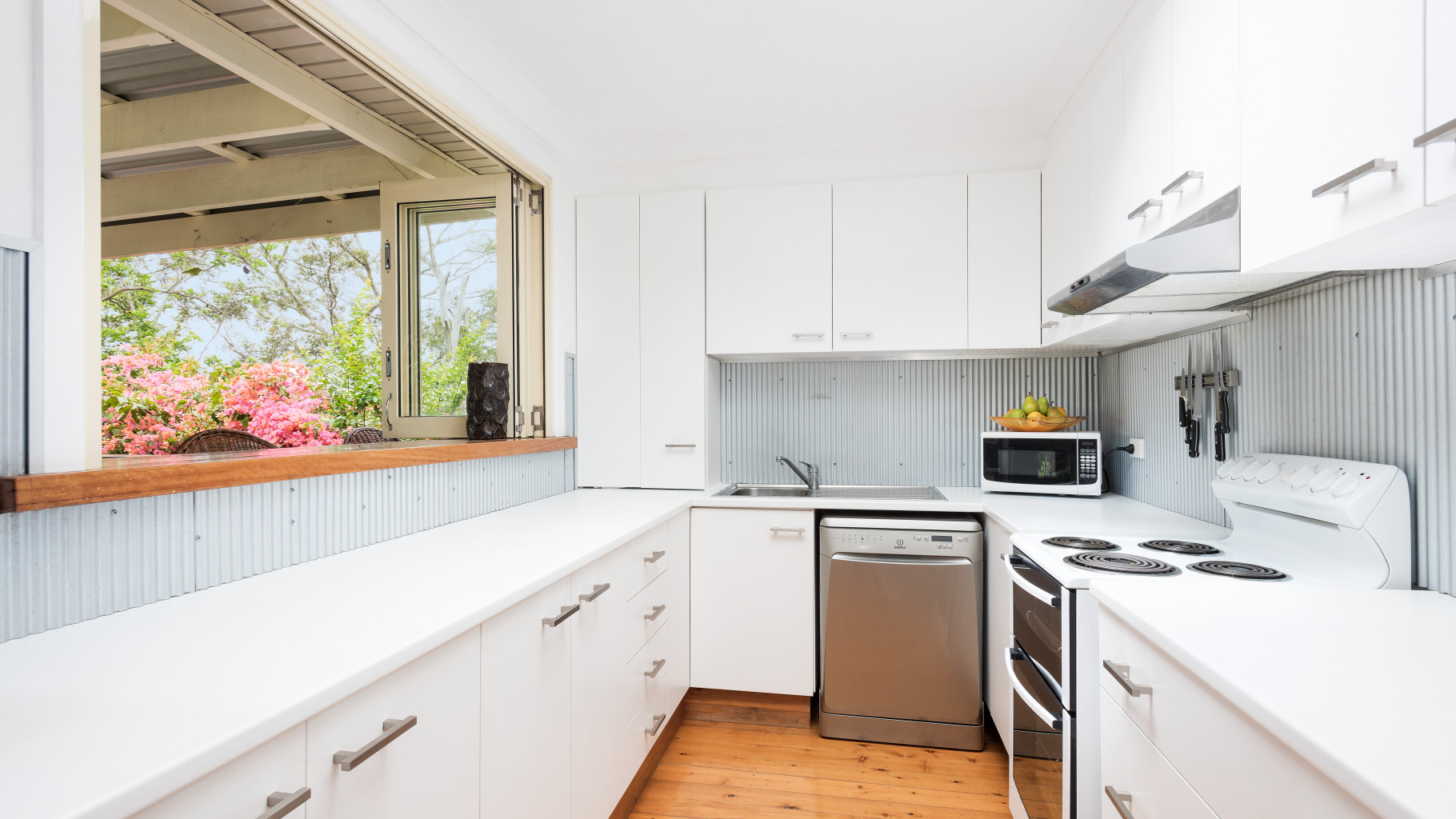 8 Ninth Avenue, Jannali - Thumbnail 2