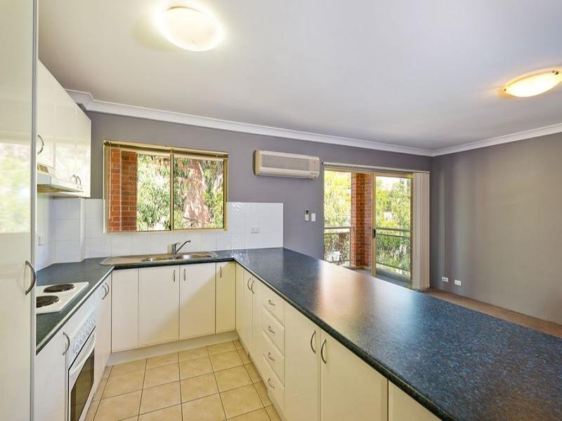15/6-10 Gray Street, Sutherland - Thumbnail 2