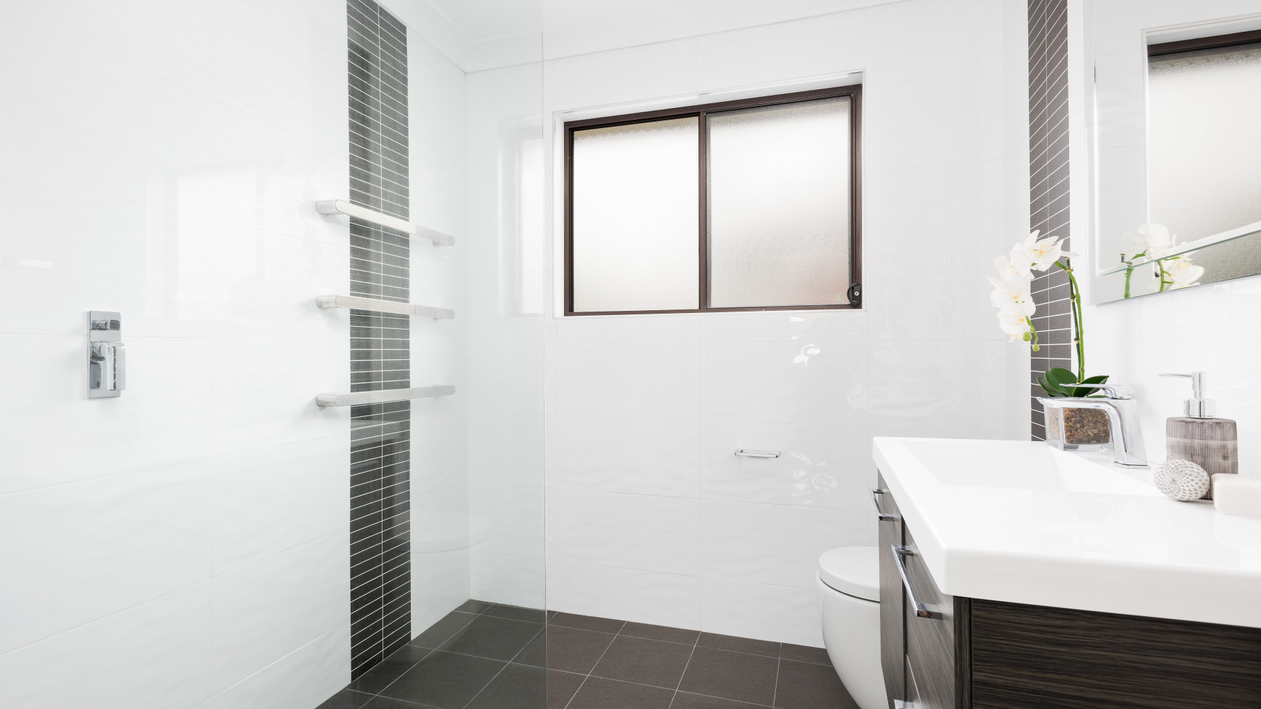 48 Easton Avenue, Sylvania - Thumbnail 2
