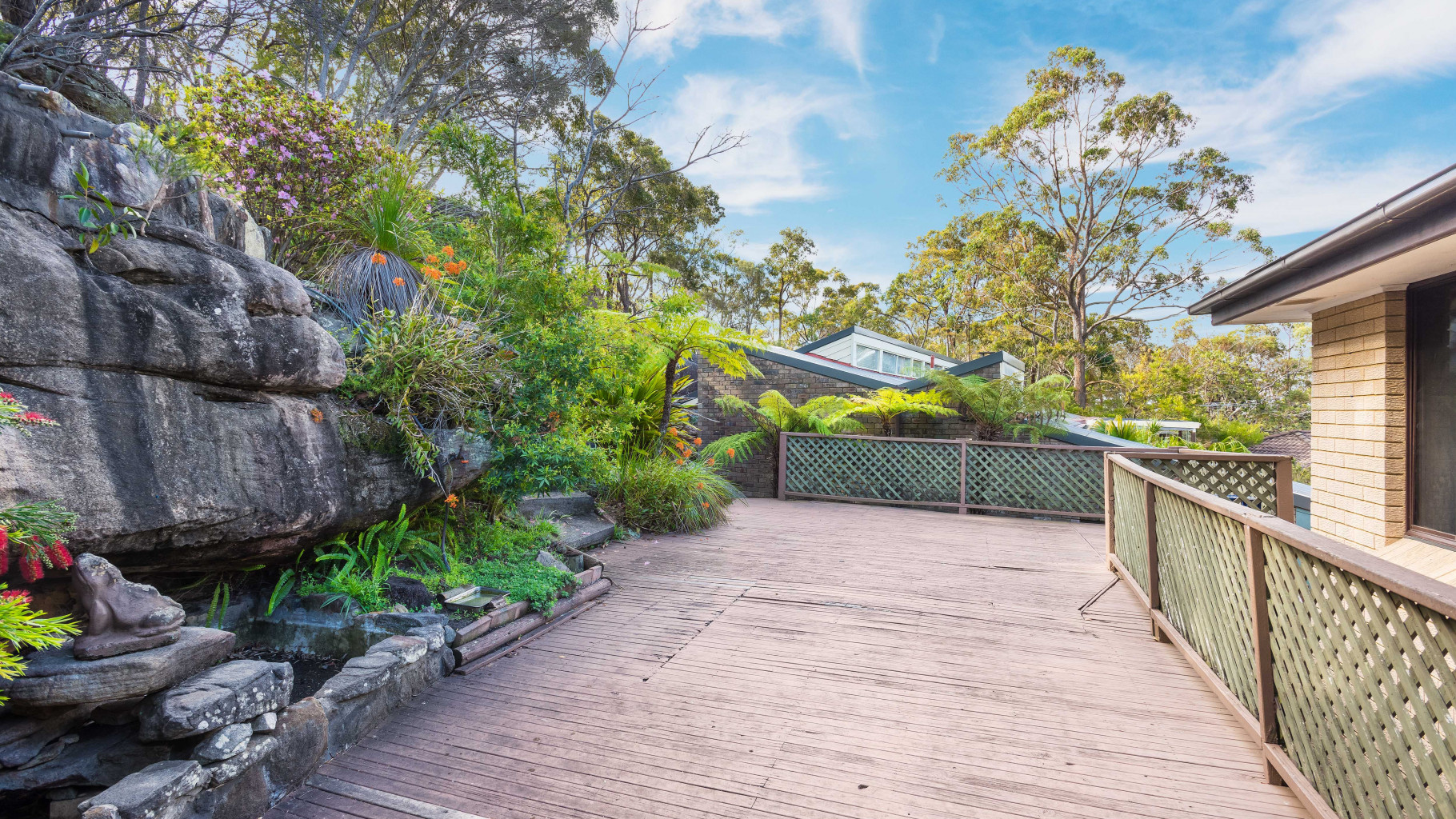77 Urana Road, Yarrawarrah - Thumbnail 5