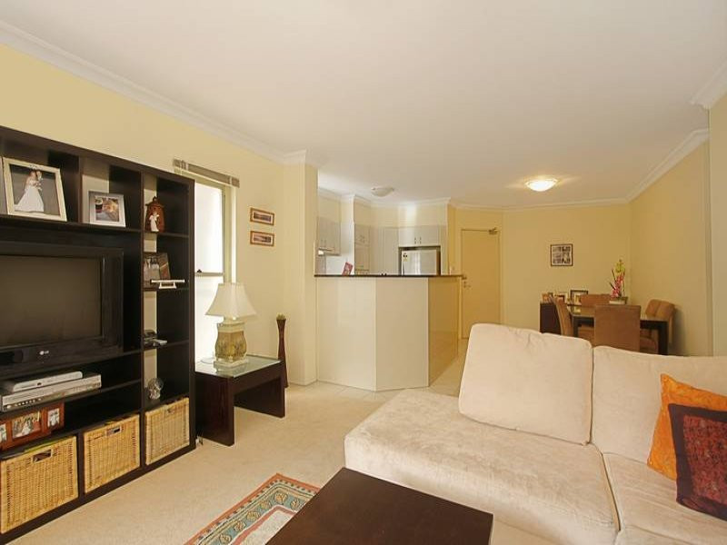 28/84 Glencoe Street, Sutherland - Thumbnail 3