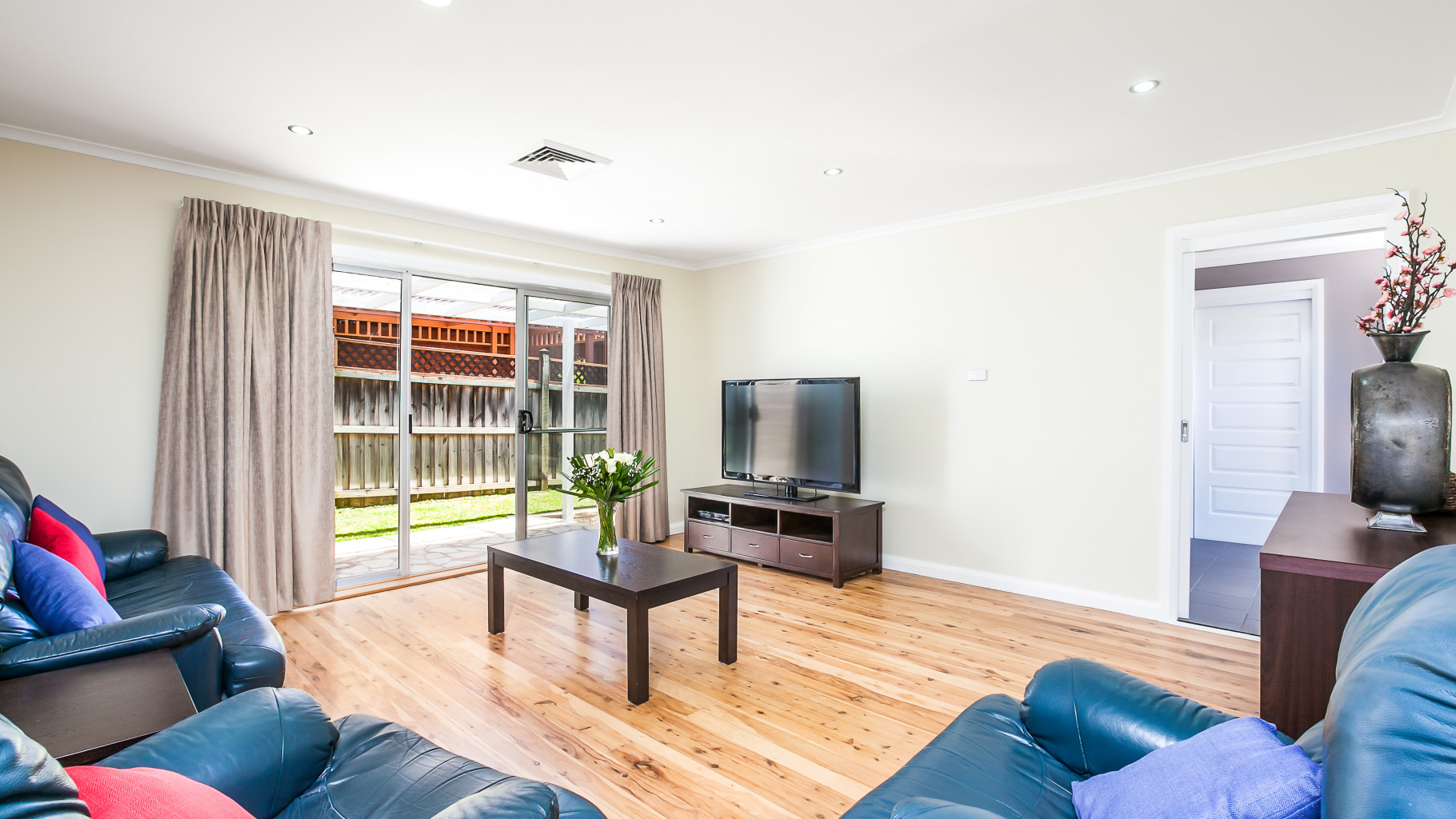 6 Johnston Avenue, Kirrawee - Thumbnail 4