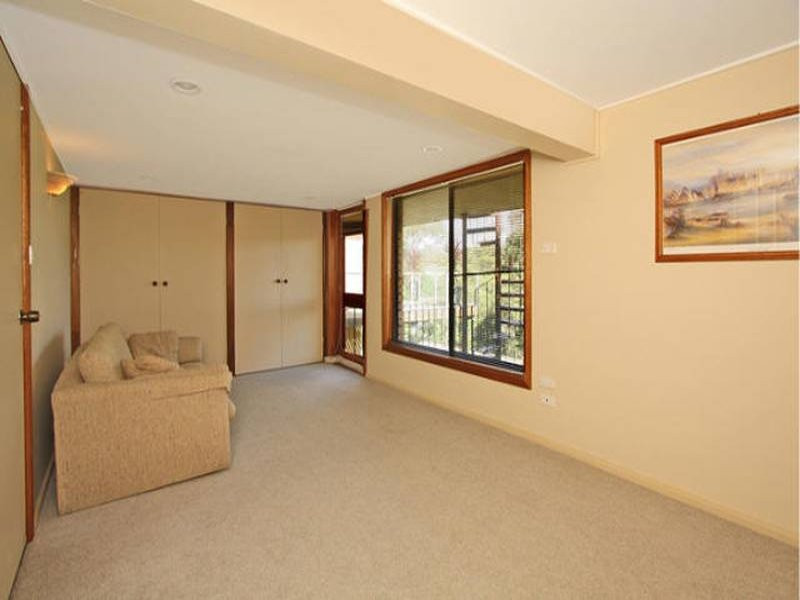 9 Tiranna Place, Oyster Bay - Thumbnail 4