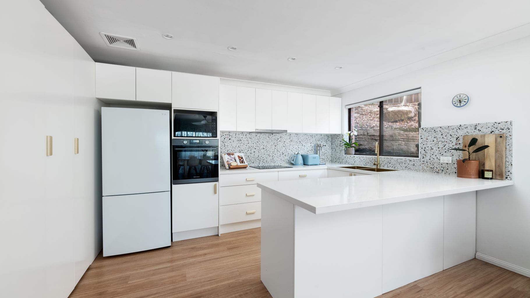 9/153-157 Wattle Road, Sutherland - Thumbnail 4