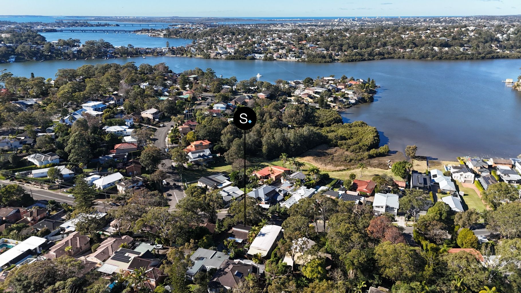 33 Como Road, Oyster Bay - Thumbnail 2