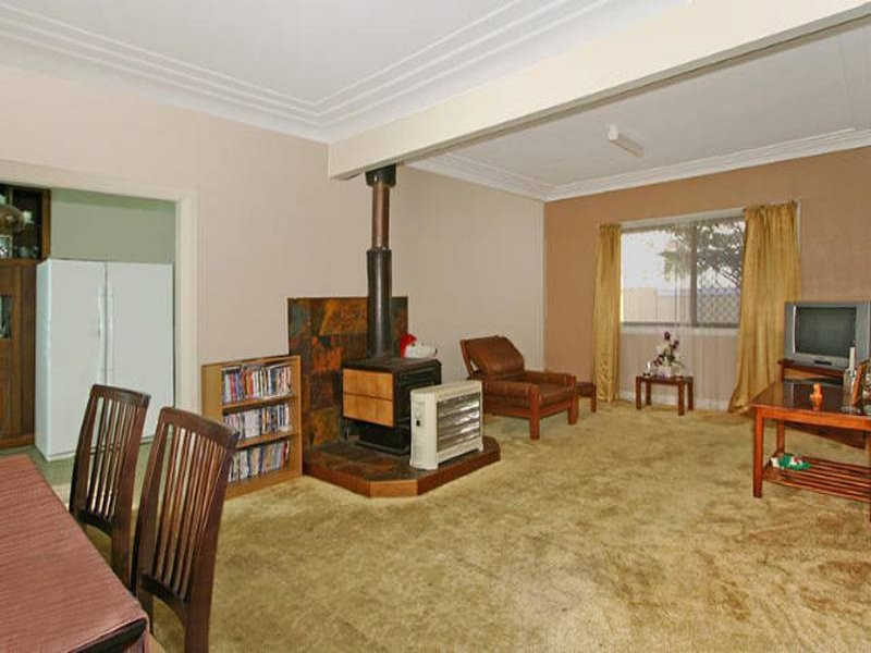 16 Davey Street, Jannali - Thumbnail 3