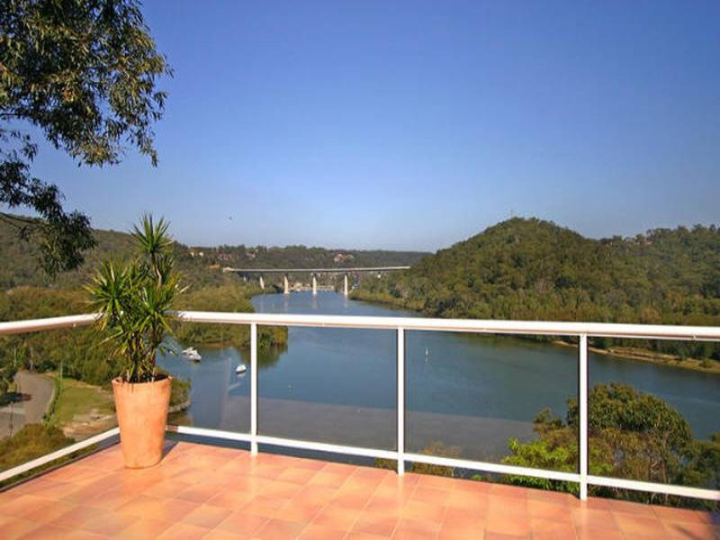 186 Washington Drive, Bonnet Bay - Thumbnail 2