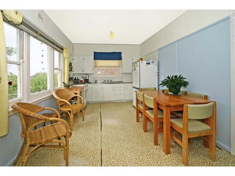 5 Taplan Street, Como - Thumbnail 4