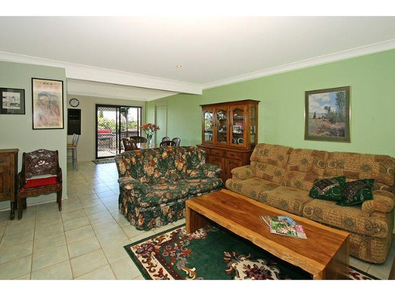 5 Mistletoe Street, Loftus - Thumbnail 4