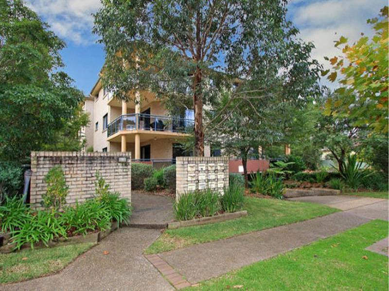 2/9-11 Cook Street