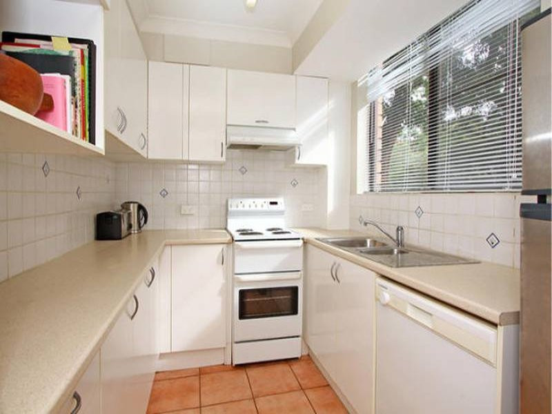 11/98-102 Glencoe Street, Sutherland - Thumbnail 2