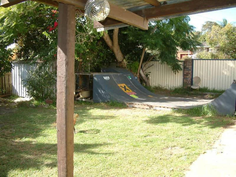 139 National Avenue, Loftus - Thumbnail 2