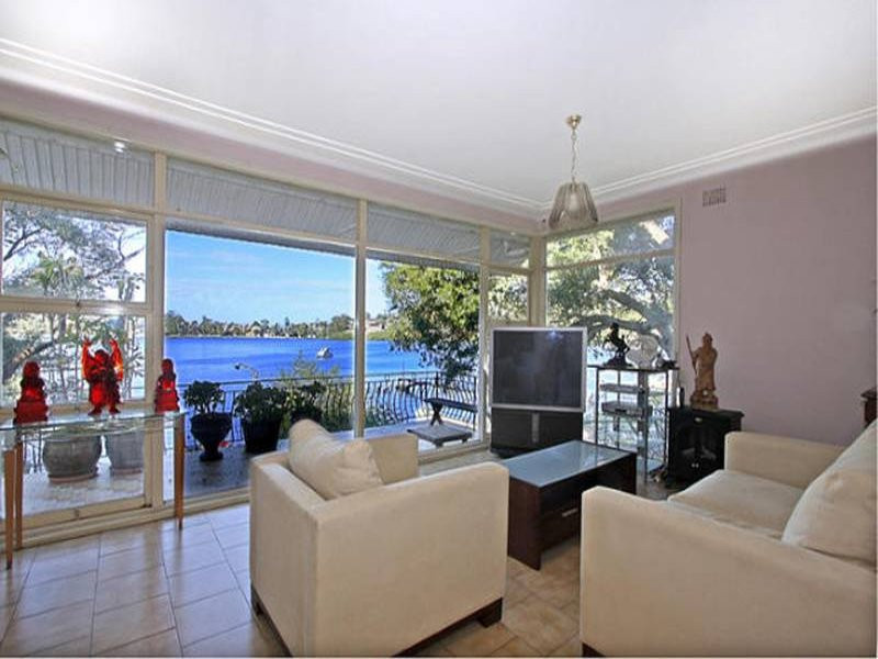 48 Connell Road, Oyster Bay - Thumbnail 2