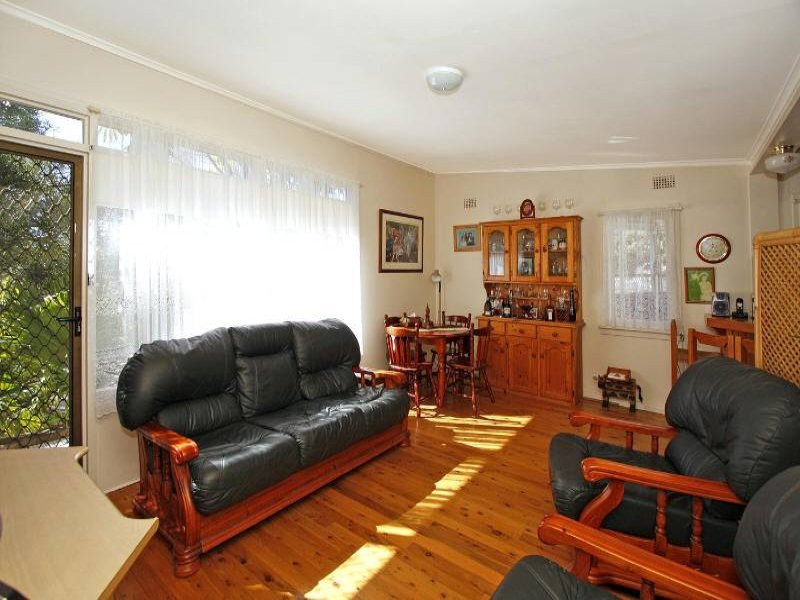 37 Wattle Road, Jannali - Thumbnail 2