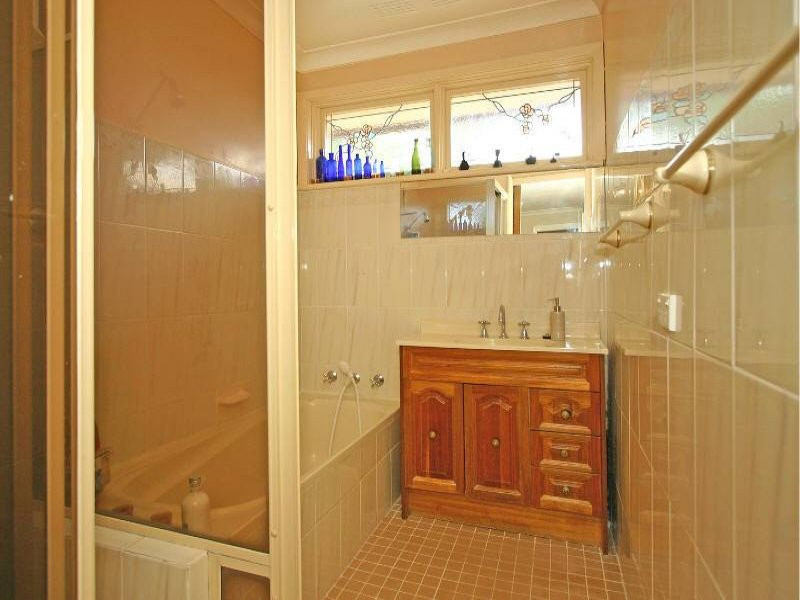 37 Charles Place, Jannali - Thumbnail 8