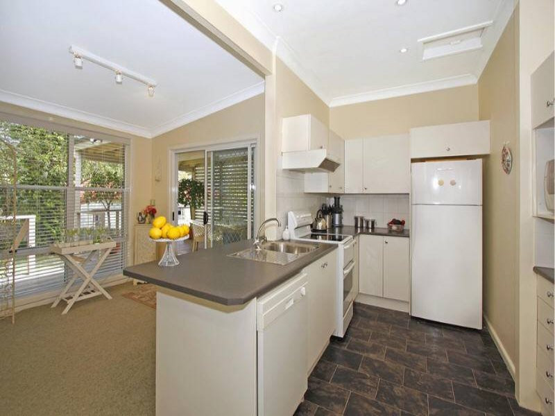 22 Honeysuckle Street, Jannali - Thumbnail 4