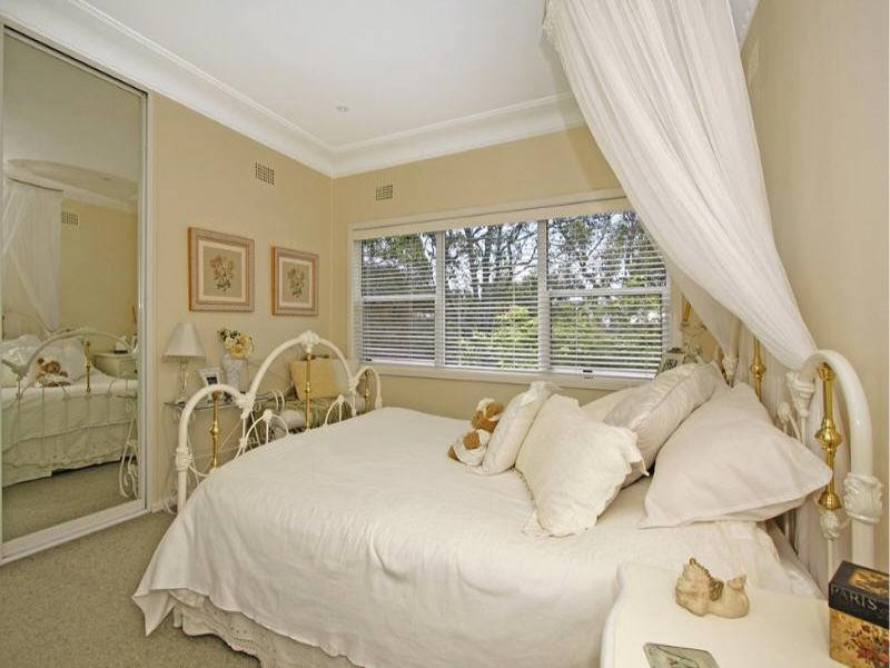 22 Honeysuckle Street, Jannali - Thumbnail 8