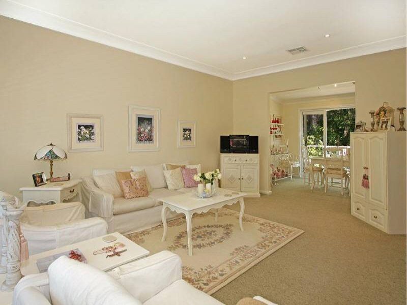 22 Honeysuckle Street, Jannali - Thumbnail 2