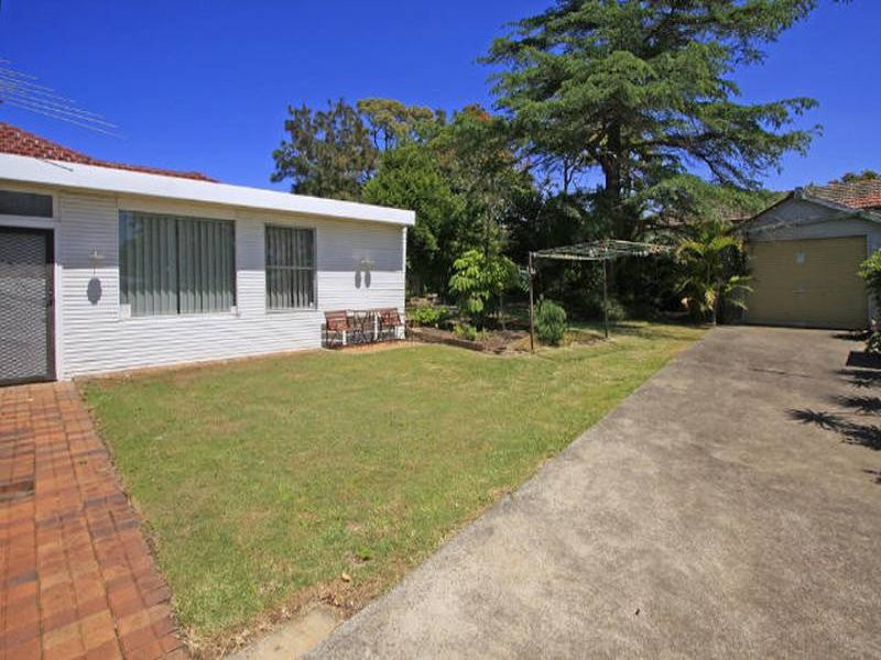 47 Georges River Road, Jannali - Thumbnail 3