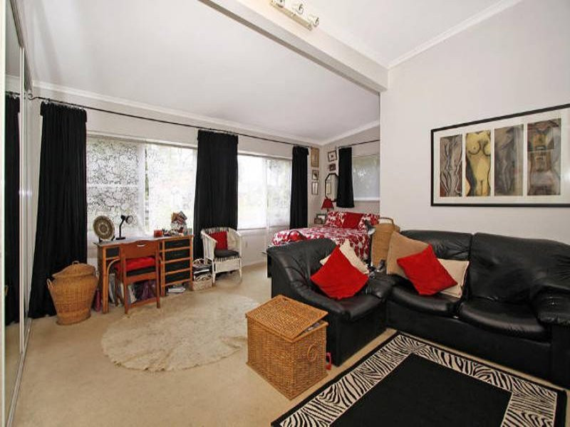 1-3 Georges River Crescent (Corner of Ward Crescent), Oyster Bay - Thumbnail 6