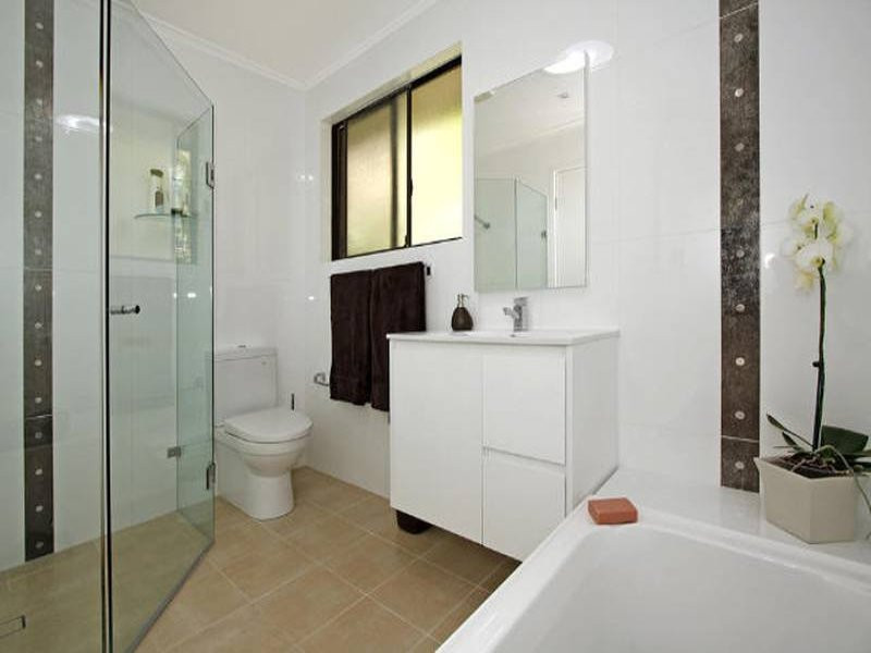 17 Glenhaven Pl, Oyster Bay - Thumbnail 5