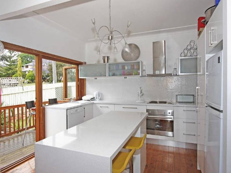 2 Logan Street, Loftus - Thumbnail 2