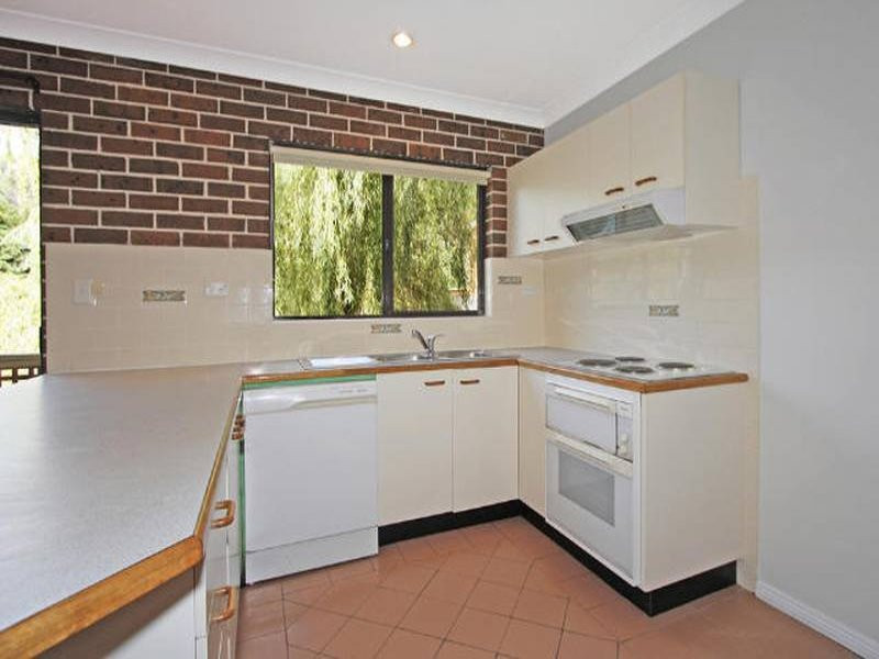1 Novara Crescent, Como - Thumbnail 2