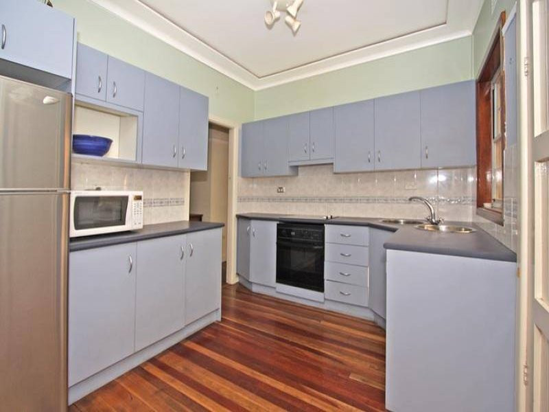 34 Como Road, Oyster Bay - Thumbnail 2