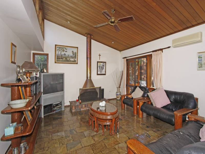 8 Cowan Street, Oyster Bay - Thumbnail 2