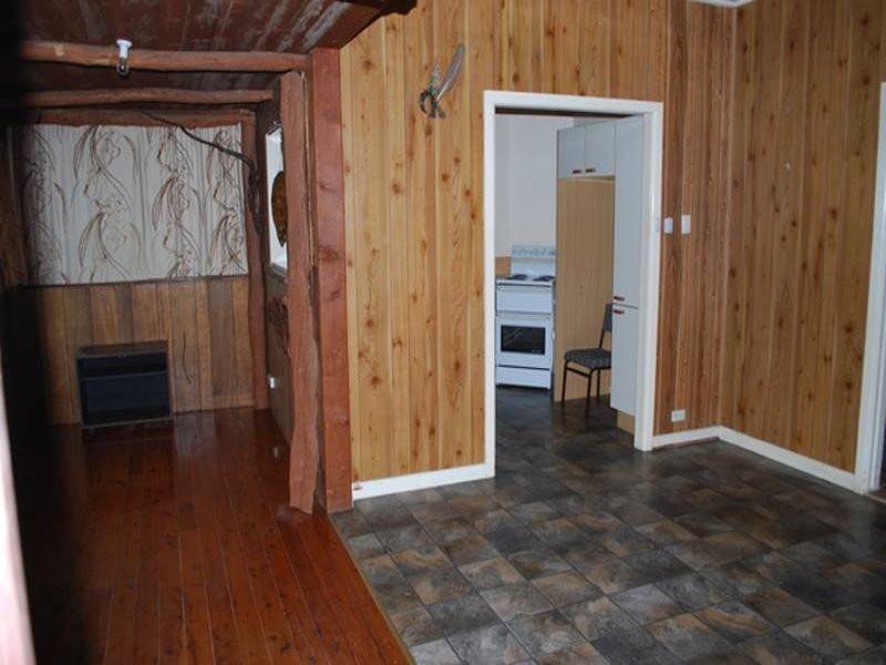14 Loves Avenue, Oyster Bay - Thumbnail 4