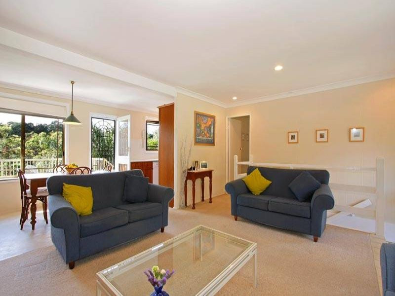 10 Azalea Place, Loftus - Thumbnail 2