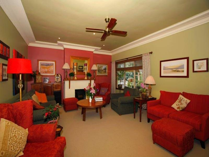 8 Fourth Avenue, Jannali - Thumbnail 2