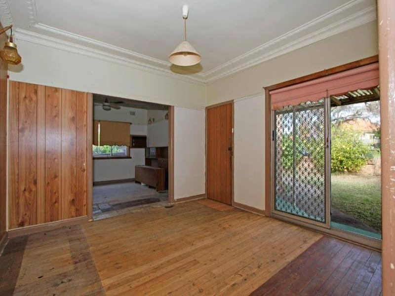 25 Woronora Crescent, Como - Thumbnail 2