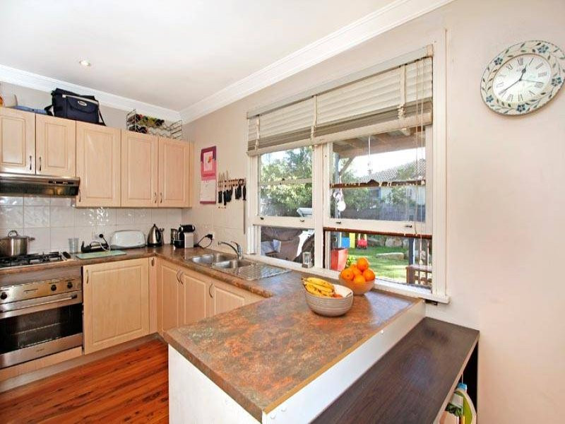 49 Wattle Road (Corner Nyardo Place), Jannali - Thumbnail 4