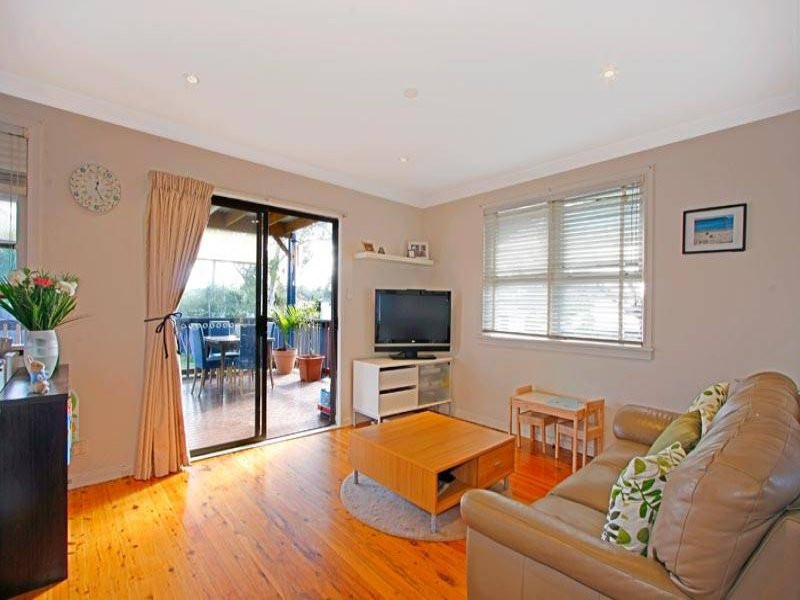 49 Wattle Road (Corner Nyardo Place), Jannali - Thumbnail 3