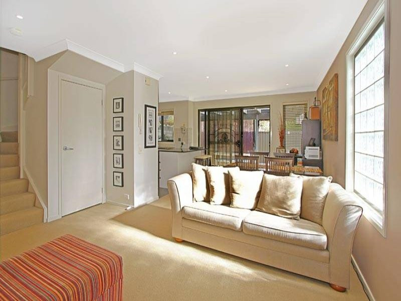 11/11-17 Acton Street