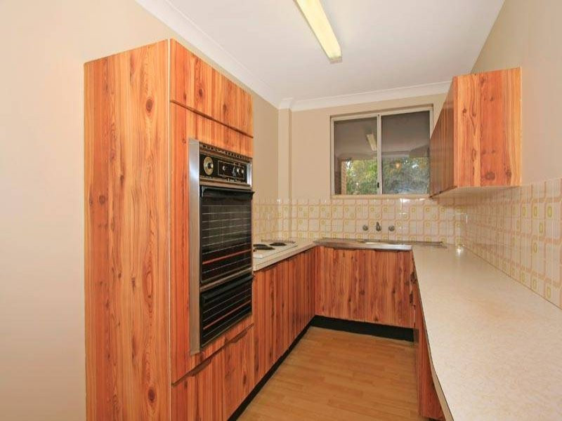 14/4-6 Railway Crescent, Jannali - Thumbnail 2