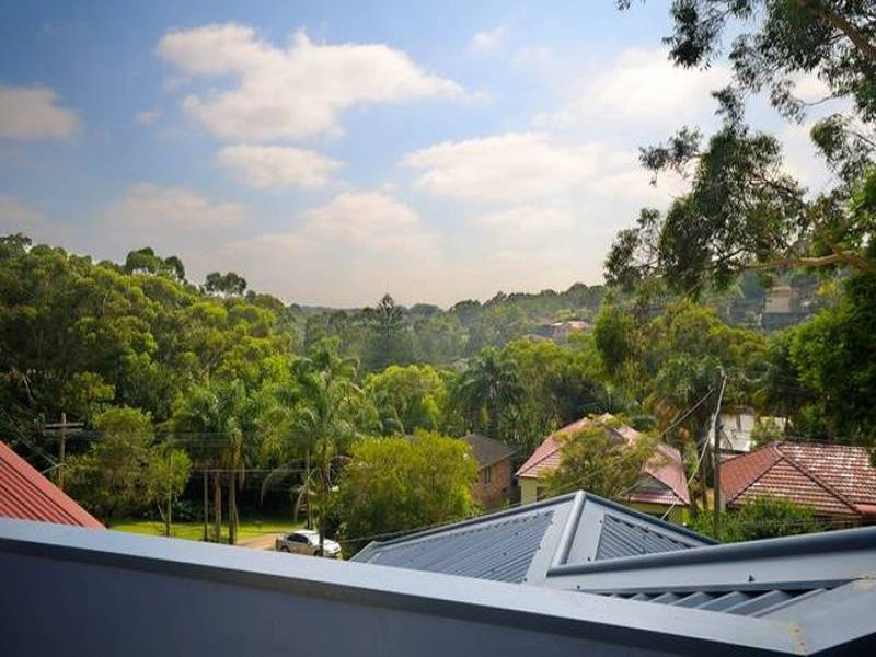 27 Tenth Avenue, Oyster Bay - Thumbnail 5